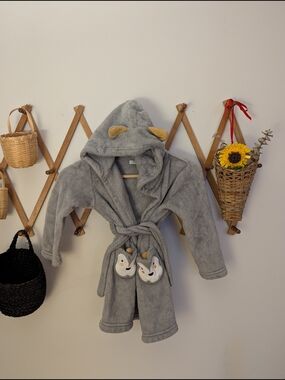 Gray Hooded Kids Robe